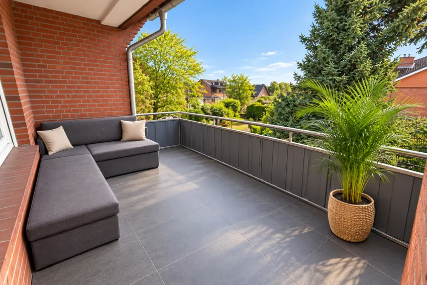OG rechts: Balkon