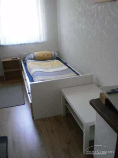 Isernhagen,  Modernisierte möblierte 3 Zimmer Firmenwohnung, großer Parkplatz, Grill und Gartennutzung für bis zu 6 Personen