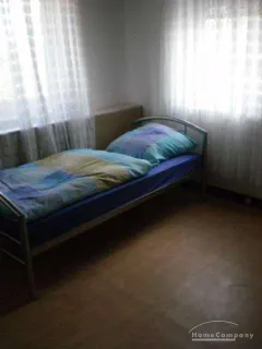 Isernhagen,  Modernisierte möblierte 3 Zimmer Firmenwohnung, großer Parkplatz, Grill und Gartennutzung für bis zu 6 Personen