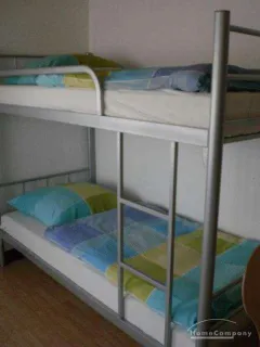 Isernhagen,  Modernisierte möblierte 3 Zimmer Firmenwohnung, großer Parkplatz, Grill und Gartennutzung für bis zu 6 Personen