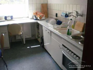 Isernhagen,  Modernisierte möblierte 3 Zimmer Firmenwohnung, großer Parkplatz, Grill und Gartennutzung für bis zu 6 Personen