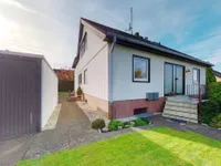 Vorderseite_der_Garage