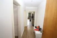13_EG_hinten_Flur02