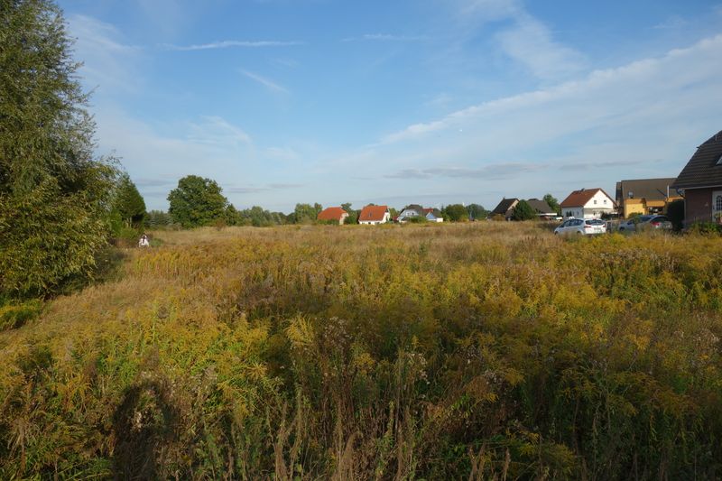 Sch&ouml;nes Eckgrundst&uuml;ck in N&auml;chst Neuendorf
