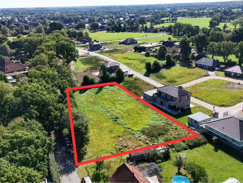 Bauträger aufgepasst: Baugrundstück mit Projektierung in Zetel mit Baugenehmigung