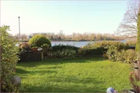 Garten mit Rheinblick