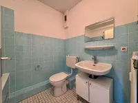 Badezimmer Ansicht I