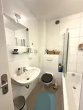 Badezimmer Ansicht I
