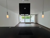Küche mit Blick auf die Dachterrasse