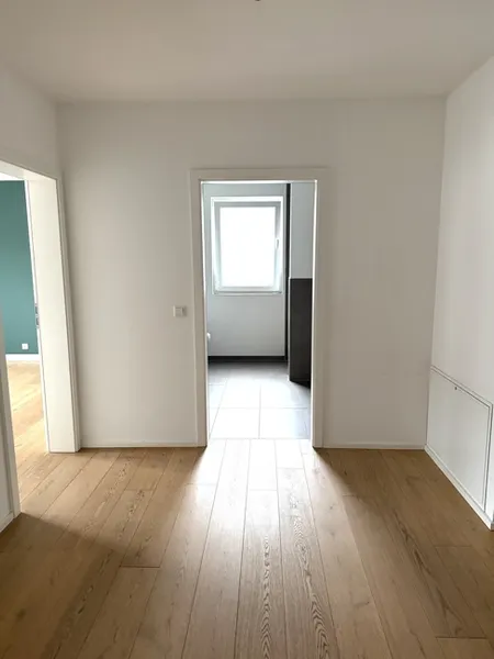 Diele zwischen Schlafzimmer u. Bad en suite