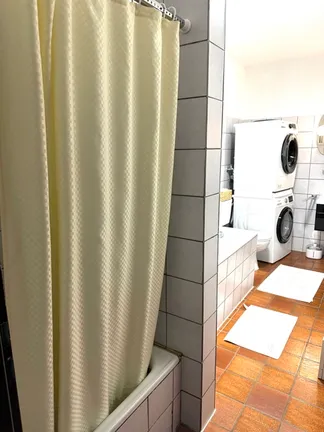 Badezimmer Ansicht 3