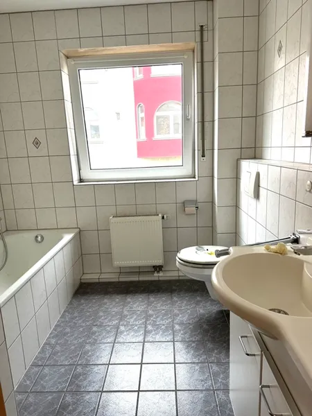 Badezimmer Ansicht 1