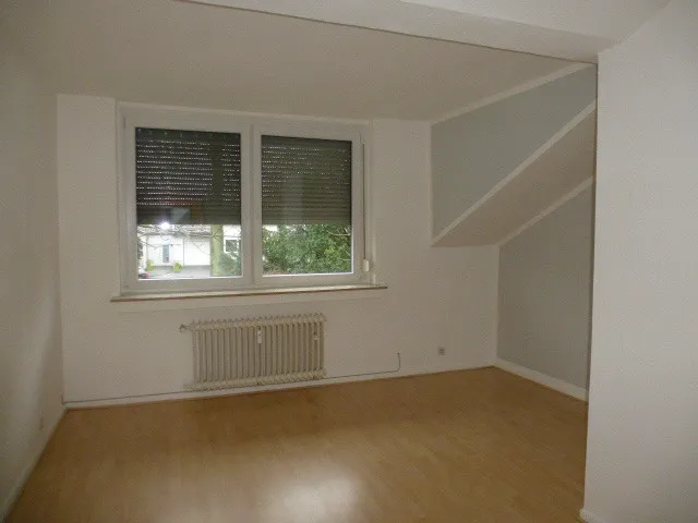 Wohnung 1.OG re Haus 16 Schlafzimmer