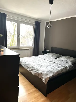 Schlafzimmer Ansicht 1