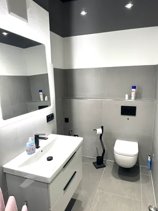 Badezimmer Ansicht 2