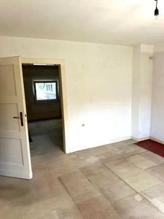 Durchgang Schlafzimmer 1 zu 2