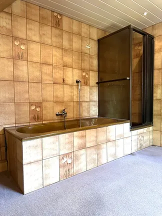 Badezimmer Ansicht 2