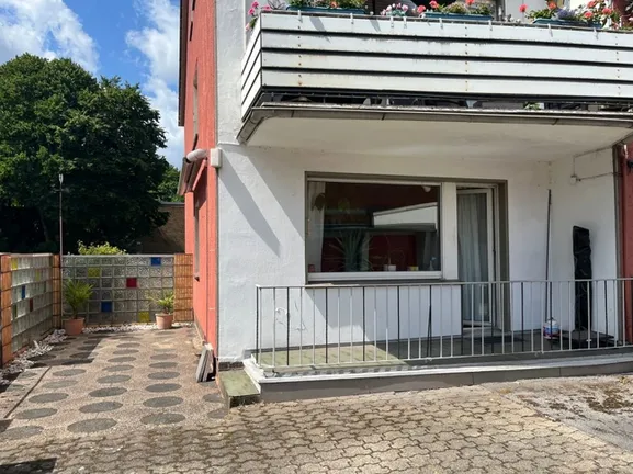 Balkon und kl. Terrassenbereich