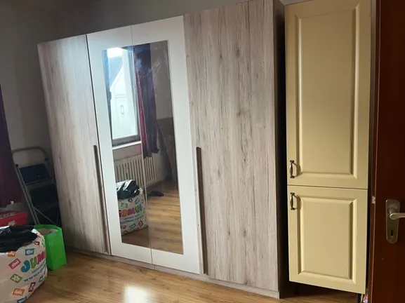 Teilansicht Schlafzimmer