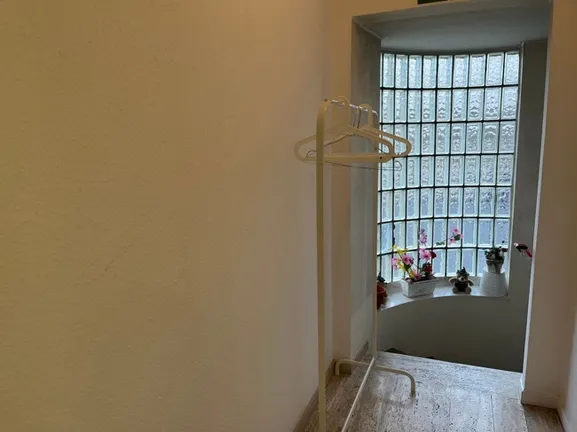 Zugang Keller -eigener Bereich-