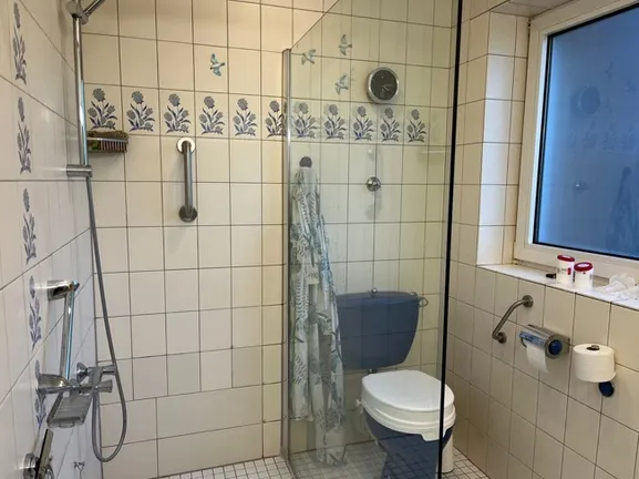 Teilansicht Bad im I. OG