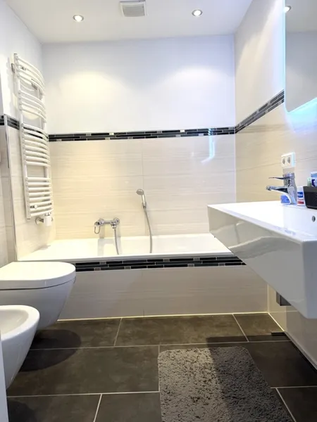 Badezimmer 1 Ansicht 1