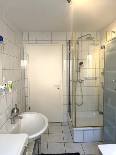 Badezimmer Ansicht 2