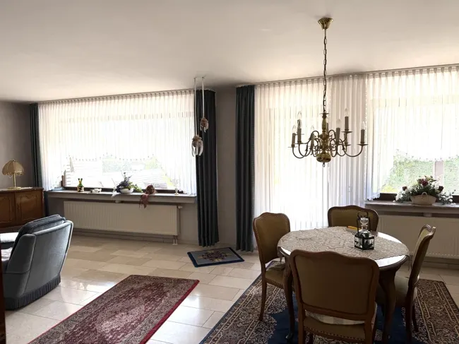 Wohn-Esszimmer