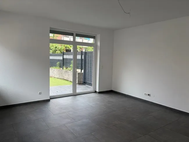 Aisgamg /Garten/Terrasse
