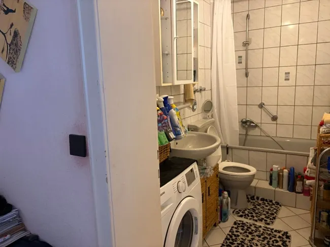 Teilansicht Badezimmer