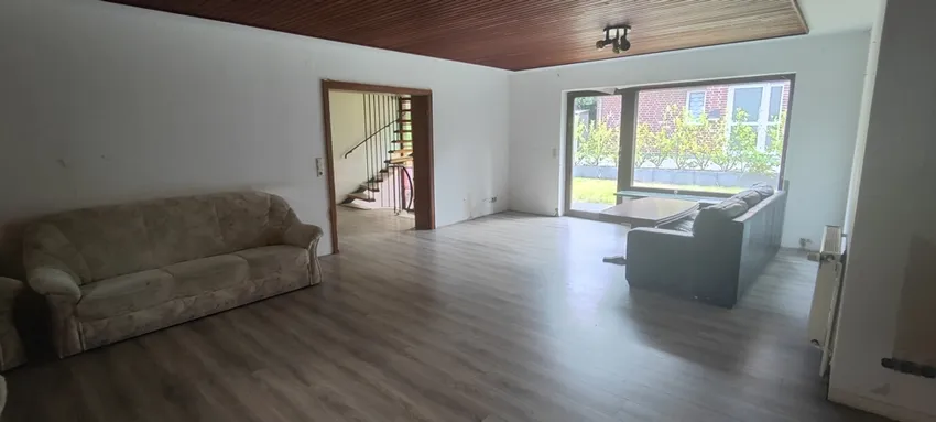 Vorderhaus Wohnen Sicht 3