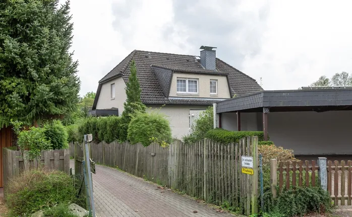 Straßenansicht