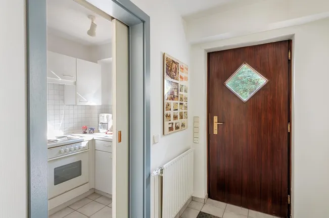 Einliegerwohnung Eingang + Pantry 