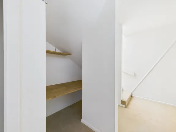 Stauraum unter der Treppe