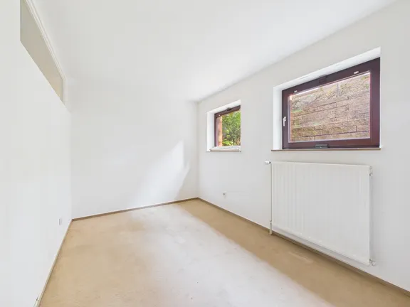 Schlafzimmer KG
