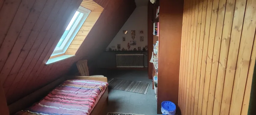 OG Halber Raum