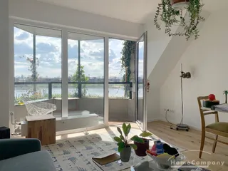 Möblierte Maisonette-Wohnung mit atemberaubendem Rheinblick in Köln-Stammheim!