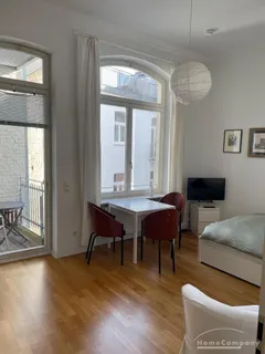 Charmantes Möbliertes Apartment in Köln-Altstadt!