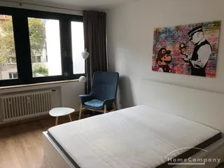 Stylisch möbliertes City-Apartment am Mediapark in Köln!