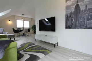 Modern möblierte 2-Zimmer-Dachgeschosswohnung in Wesseling bei Köln!