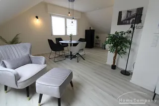 Modern möblierte 2-Zimmer-Dachgeschosswohnung in Wesseling bei Köln!