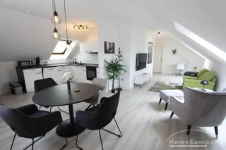 Modern möblierte 2-Zimmer-Dachgeschosswohnung in Wesseling bei Köln!