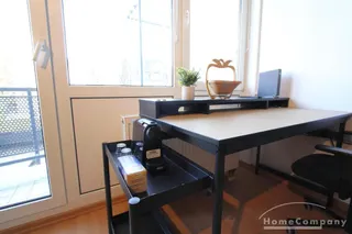 Helle 2-Zimmer-Wohnung mit Balkon in Köln!