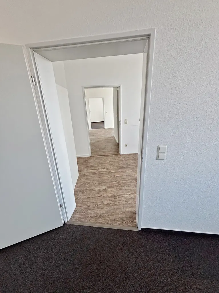 1307, Escherstr. 14, Büro 6. OG, Flur.jpg