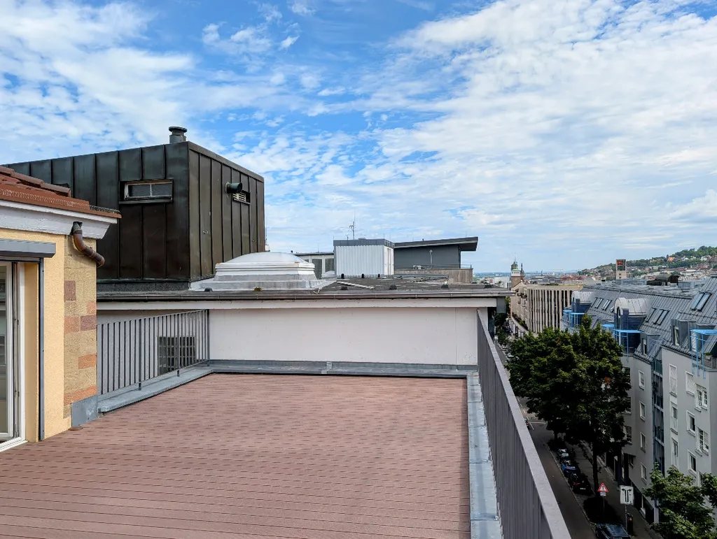 Dachterrasse mit Gerberblick.jpg