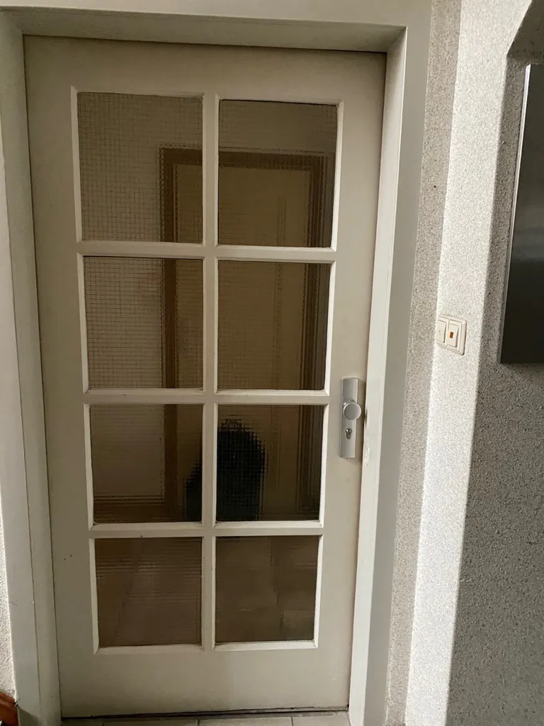 Wohnungseingangstür.jpg