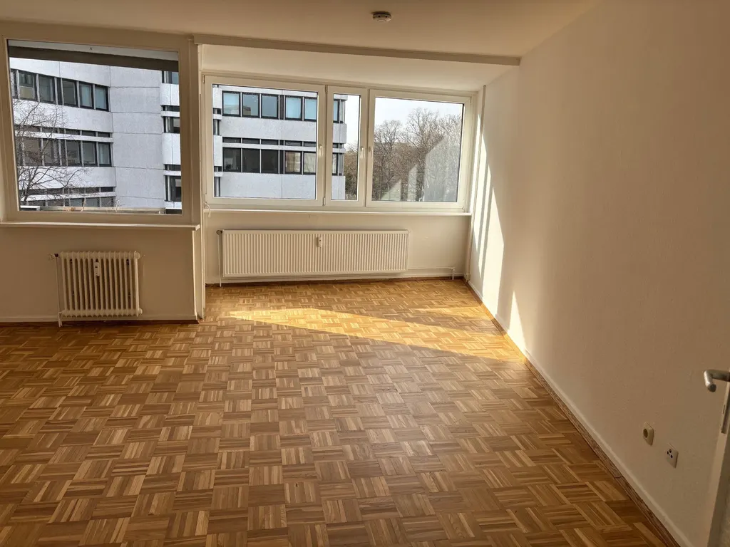 WE 1307-0015, Wozi, rechte Ansicht.jpg