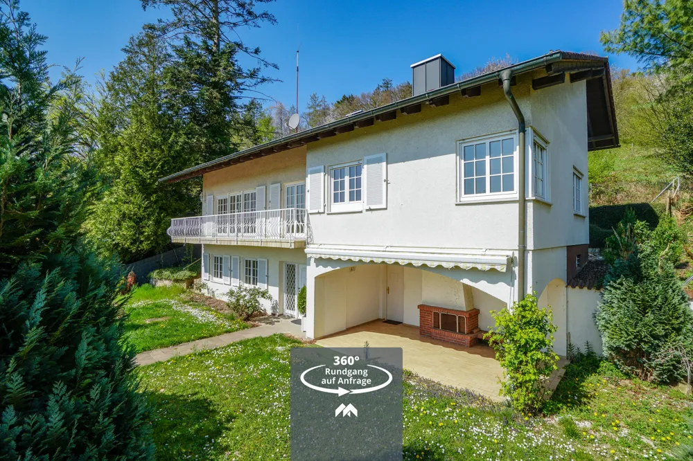 Sonniger Terrassenbereich