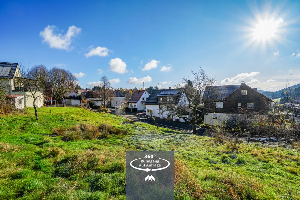 Grundstücksansicht von Westen