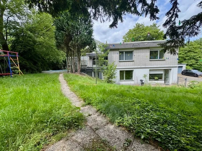 Freistehendes Einfamilienhaus mit Einliegerwohnung im Bungalowstil mit viel Potenzial in Ennepetal Haus zum Kauf